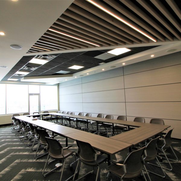 Eagle Builders - Board Room